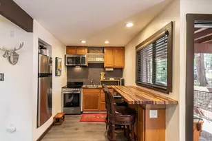 12798 Northwoods Blvd, Truckee, CA 96161 - Photo 10