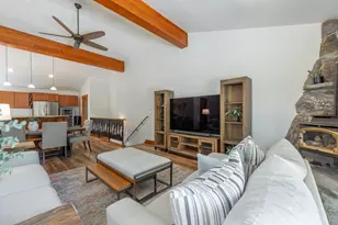 10260 Schaffer Dr, Truckee, CA 96161 - Photo 10