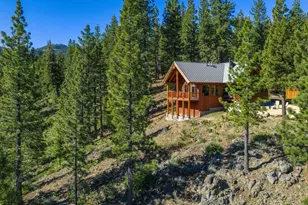 18948 La Mirada Rd, Truckee, CA 96161 - Photo 4