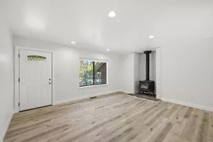 10718 Manchester Dr, Truckee, CA 96161 - Photo 4