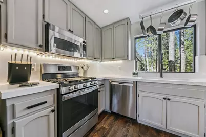 12212 Oslo Drive, Truckee, CA 96161 - Photo 10