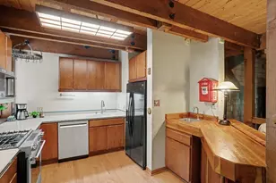 10621 Ponderosa Dr, Truckee, CA 96161 - Photo 10