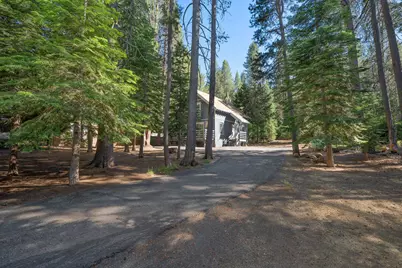 12458 Greenwood Drive, Truckee, CA 96161 - Photo 2