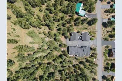 16752 Skislope Way, Truckee, CA 96161 - Photo 2