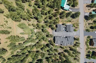 16752 Skislope Way, Truckee, CA 96161 - Photo 2