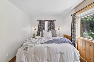 15205 Point Dr, Truckee, CA 96161 - Photo 10