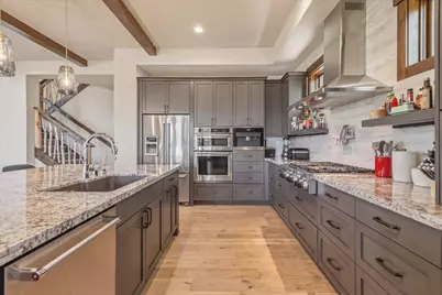 10660 Talus Court, Truckee, CA 96161 - Photo 8