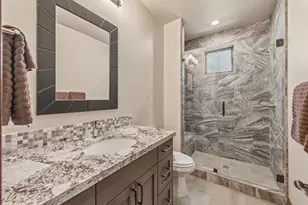 10660 Talus Ct, Truckee, CA 96161 - Photo 18