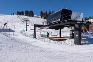 11591 Snowpeak Way, Truckee, CA 96161 - Photo 26