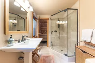 11540 Stillwater Ct, Truckee, CA 96161 - Photo 16