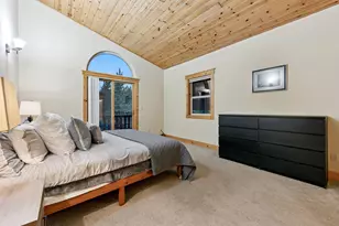 15071 Skislope Way, Truckee, CA 96161 - Photo 16