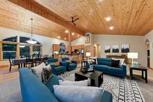 15071 Skislope Way, Truckee, CA 96161 - Photo 8