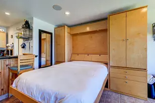 11591 Snowpeak Way, Truckee, CA 96161 - Photo 8