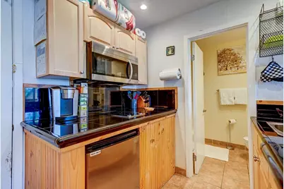 11591 Snowpeak Way #202, Truckee, CA 96161 - Photo 6