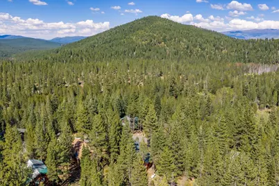 13040 Hillside Drive, Truckee, CA 96161 - Photo 28
