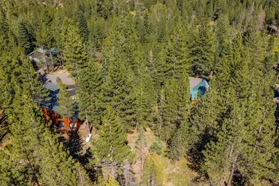 13020 Hillside Drive, Truckee, CA 96161 - Photo 12