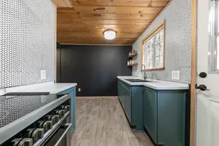 10185 Juniper Way, Soda Springs, CA 95728 - Photo 12
