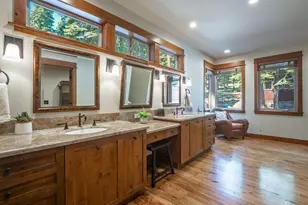 10954 Skislope Way, Truckee, CA 96161 - Photo 18