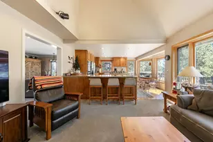 14767 Wolfgang Rd, Truckee, CA 96161 - Photo 10