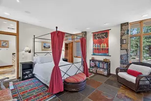 15557 Colt Ct, Truckee, CA 96161 - Photo 18