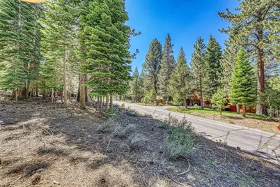 10770 Silver Spur Drive, Truckee, CA 96161 - Photo 14