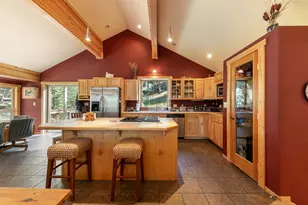10184 Somerset Dr, Truckee, CA 96161 - Photo 8
