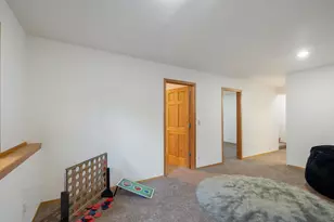 12660 Greenwood Dr, Truckee, CA 96161 - Photo 10