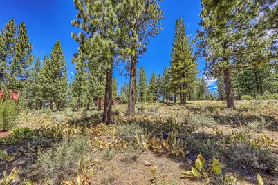 7780 Lahontan Drive, Truckee, CA 96161 - Photo 18