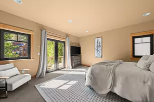 12015 Julian Ave, Truckee, CA 96161 - Photo 14