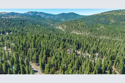 13784 Pathway Avenue, Truckee, CA 96161 - Photo 24