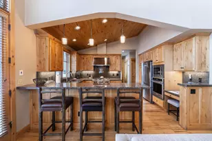12622 Lookout Loop, Truckee, CA 96161 - Photo 10