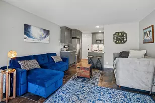 11589 Snowpeak Way, Truckee, CA 96161 - Photo 6