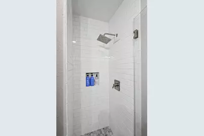 11589 Snowpeak Way #106, Truckee, CA 96161 - Photo 16