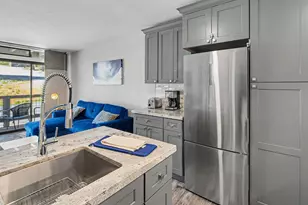 11589 Snowpeak Way, Truckee, CA 96161 - Photo 14