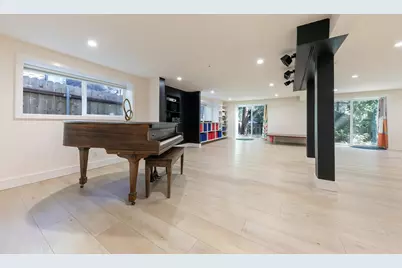 8550 Loch Levon Avenue, Kings Beach, CA 96143 - Photo 20