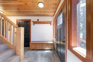 15468 Crown Cir, Truckee, CA 96161 - Photo 6