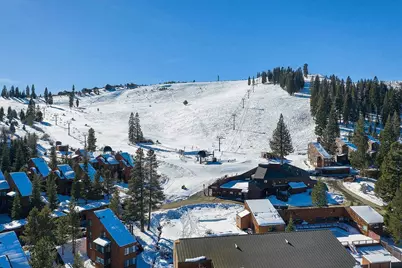 11591 Snowpeak Way #209, Truckee, CA 96161 - Photo 6