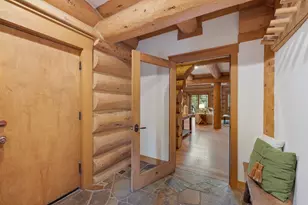 14386 Wolfgang Rd, Truckee, CA 96161 - Photo 2