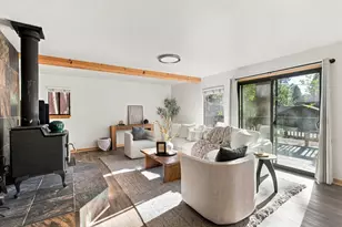 10595 Codogan St, Truckee, CA 96161 - Photo 2