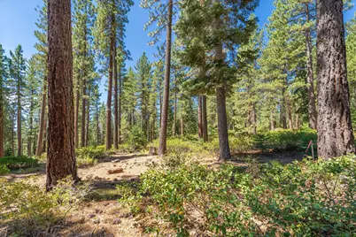 12134 Lamplighter Way, Truckee, CA 96161 - Photo 12