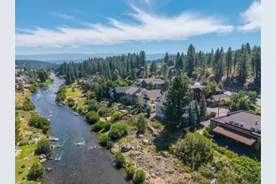 10037 Southeast River Street, Truckee, CA 96161 - Photo 2
