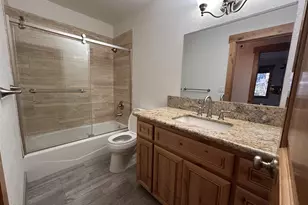 11294 Bishop Pine Rd, Truckee, CA 96161 - Photo 8