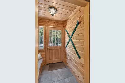 11967 Snowpeak Way, Truckee, CA 96161 - Photo 24