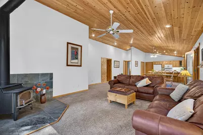 11967 Snowpeak Way, Truckee, CA 96161 - Photo 8