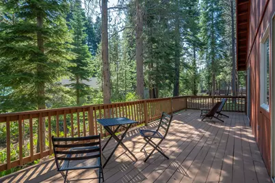 11967 Snowpeak Way, Truckee, CA 96161 - Photo 6