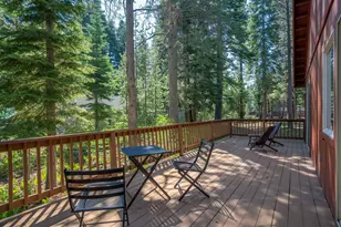 11967 Snowpeak Way, Truckee, CA 96161 - Photo 6