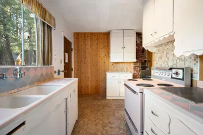 14218 Donner Avenue, Truckee, CA 96161 - Photo 10