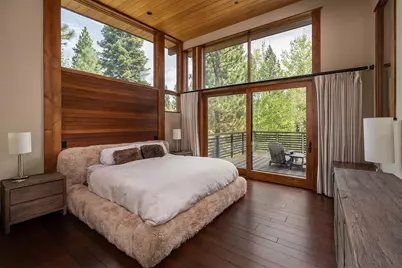 10445 Thunderbird Court, Truckee, CA 96161 - Photo 12
