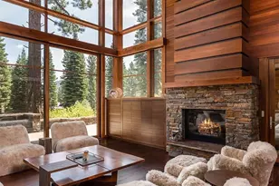 10445 Thunderbird Ct, Truckee, CA 96161 - Photo 8