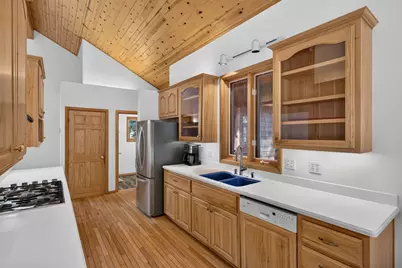 10510 Whiskey Jack Court, Truckee, CA 96161 - Photo 6